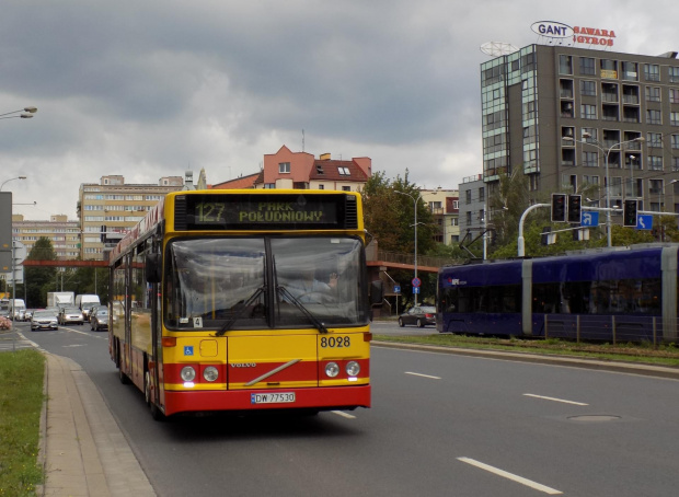 Volvo B10BLE 6x2 #8028