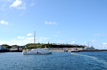 Wyspa Helgoland ze statku #morze #polnocne #wyspa #Helgoland #alicjaszrednicka